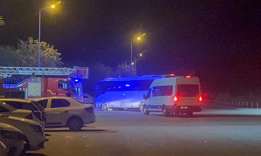 Elazığ cezaevinde yangın paniği: 17 mahkum dumandan etkilendi