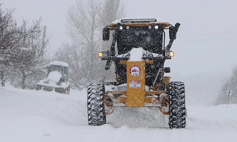 Elazığ'da 149 köy yolu ulaşıma açıldı