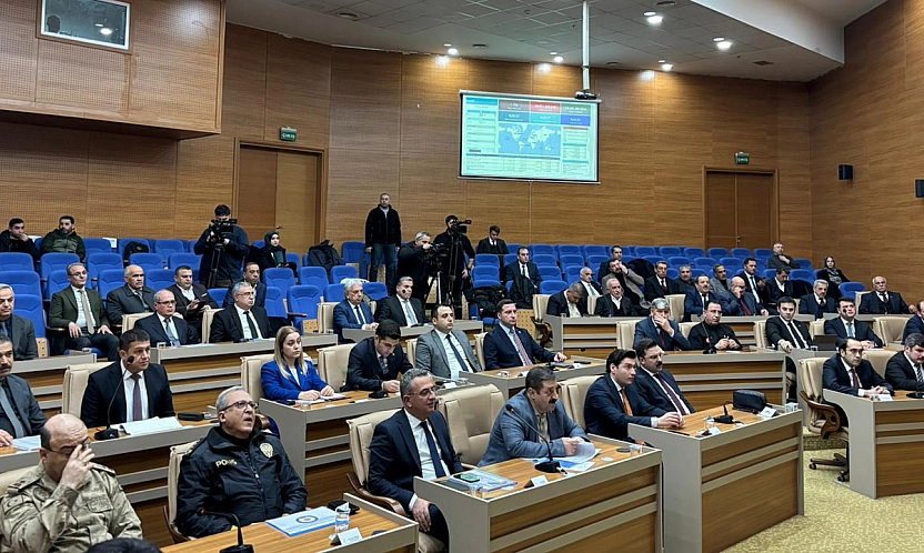 Elazığ'da 2025 yılı yatırımları ilk koordinasyon toplantısında değerlendirildi