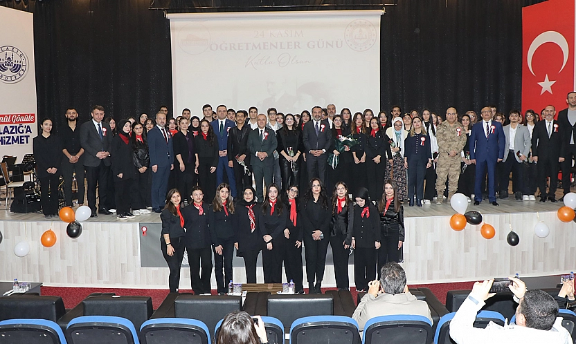 Elazığ'da 24 Kasım Öğretmenler Günü kutlandı