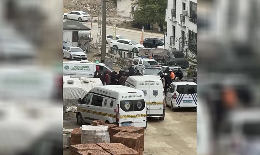 Elazığ'da 3'üncü kattan düşen kişi hayatını kaybetti