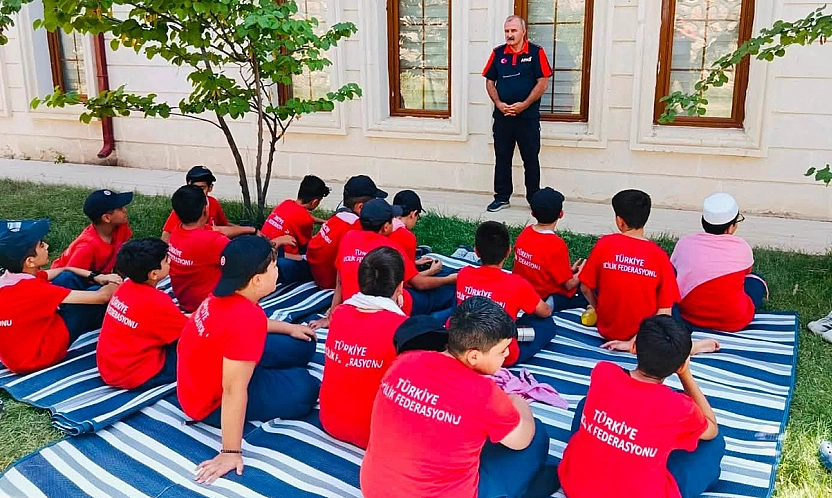 Elazığ'da AFAD ekiplerinden uygulamalı eğitim