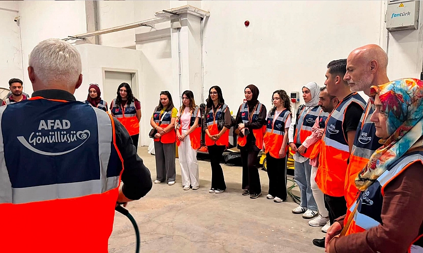 Elazığ'da AFAD gönüllülerine yönelik eğitim programı devam ediyor