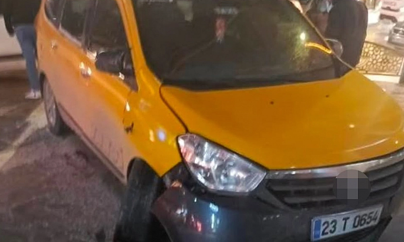 Elazığ'da alkollü şahıs çaldığı araçla kaza yaptı