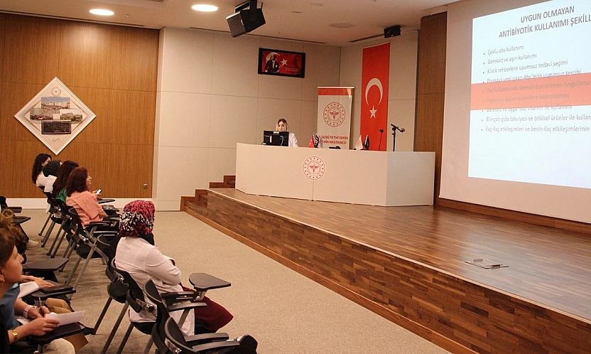 Elazığ'da antimikrobiyal farkındalık haftası etkinliği