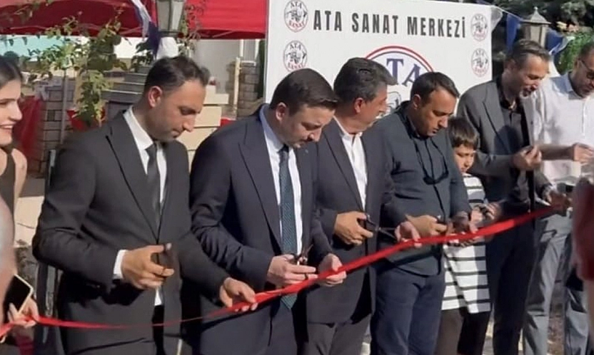 Elazığ'da Ata Sanat Merkezi kapılarını açtı