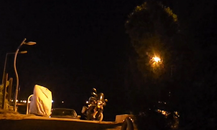Elazığ'da bunaltıcı sıcağın ardından gece kuvvetli rüzgar etkili oldu