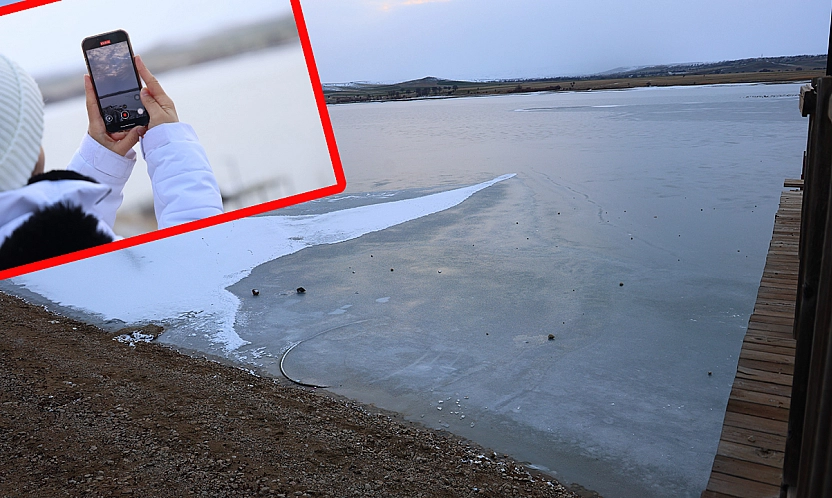 Elazığ'da Cip Baraj Gölü kar ve buzla kaplandı