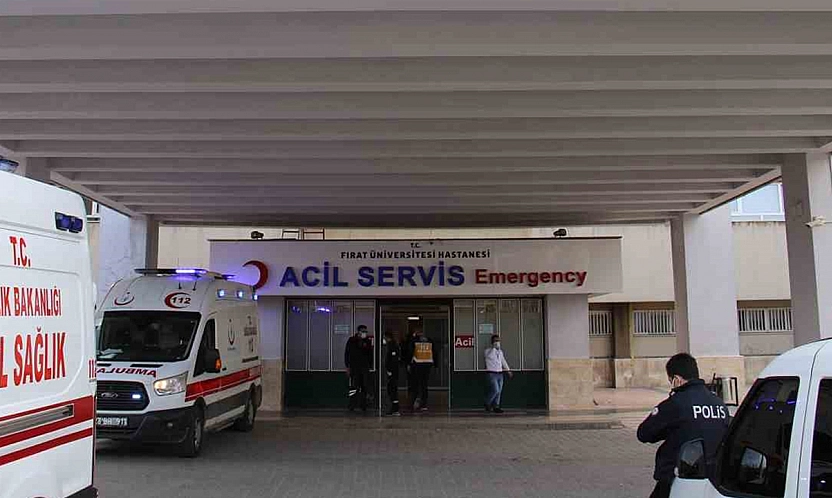 Elazığ'da facia: Dengesini kaybeden işçi inşaattan düştü