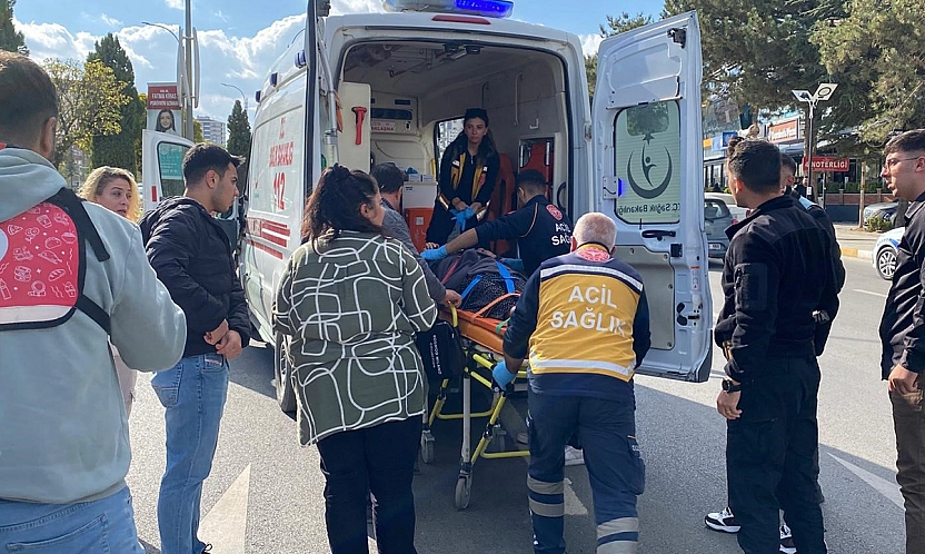 Elazığ'da facia! Yaşlı kadına minibüs çarptı