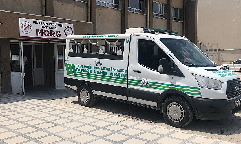 Elazığ'da feci kaza: 2 ölü