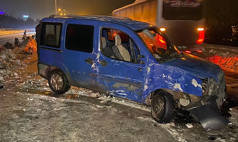 Elazığ'da feci kaza: 4 yaralı