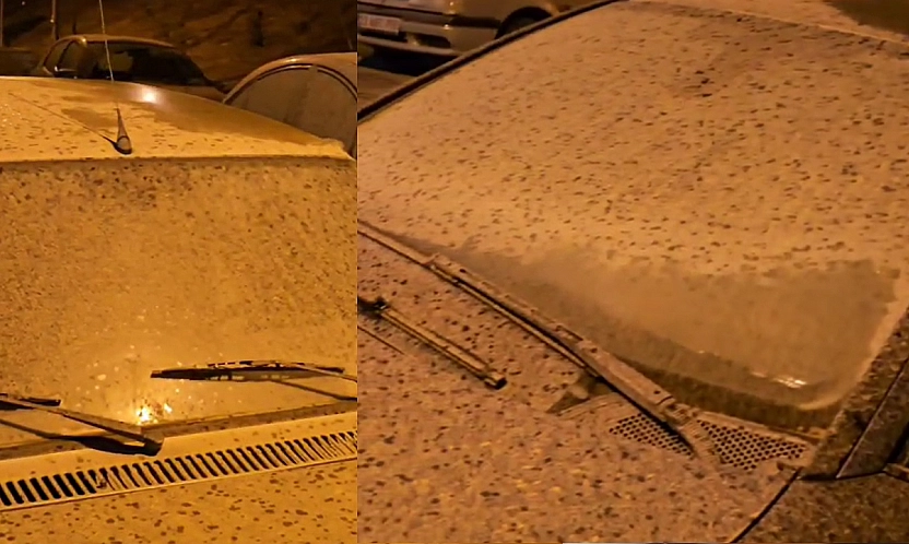 Elazığ'da gece saatlerinde etkili olan toz taşınmalı yağışlar, araçları çamura bürüdü