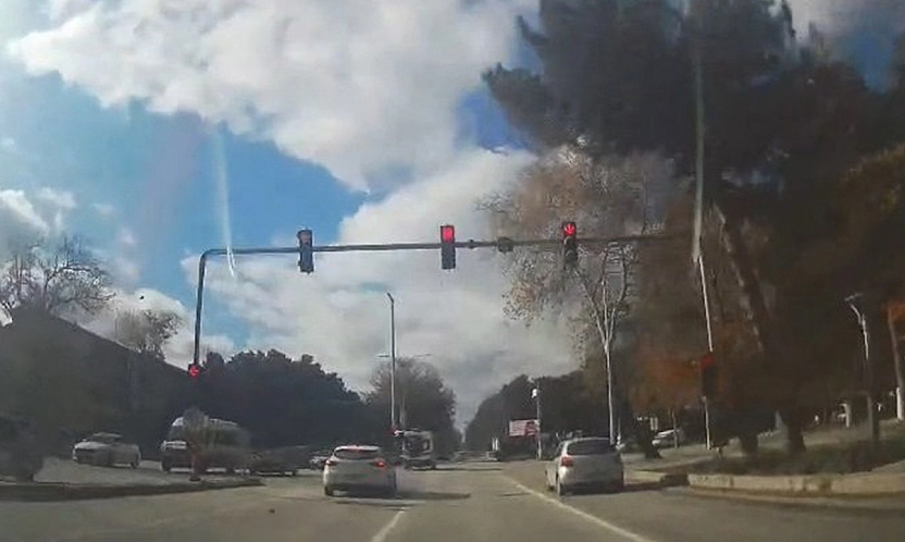 Elazığ'da hatalı şerit değişimi kazaya neden oldu