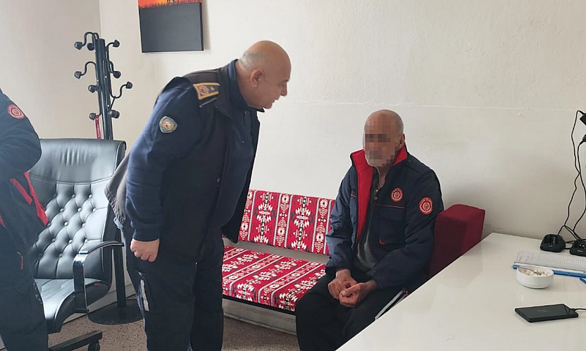 Elazığ'da hipotermi tehlikesi: Vatandaşı itfaiye kurtardı