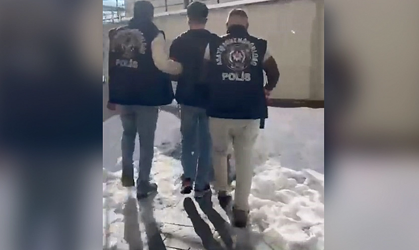 Elazığ'da hırsızlıktan aranan firari yakalandı