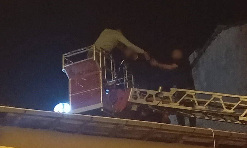 Elazığ'da kan donduran cinayetin zanlısı itfaiye merdiveniyle yakalandı