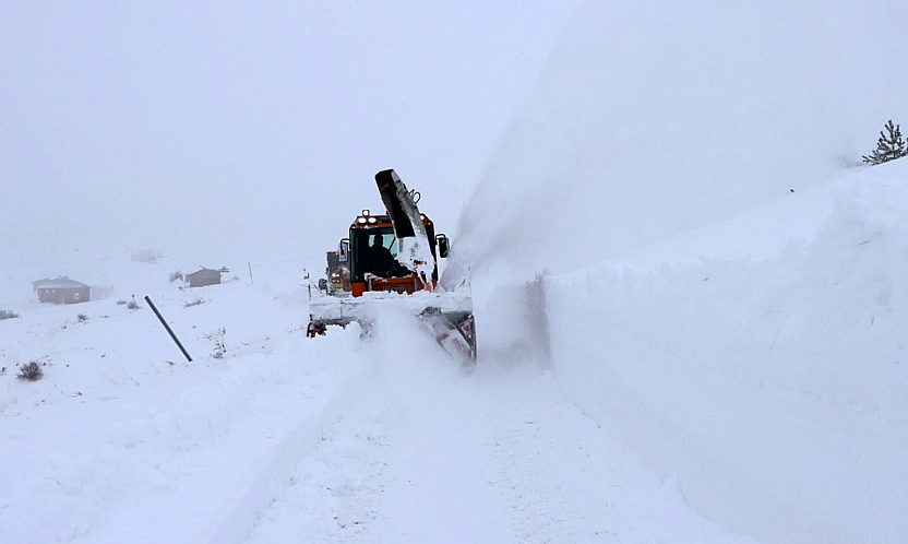 Elazığ'da kar nedeniyle kapanan köy yollarının büyük bölümü açıldı
