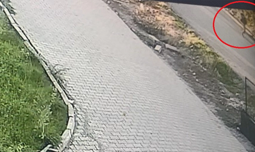 Elazığ'da kayıp çocuğun son görüntüleri güvenlik kamerasına yansıdı