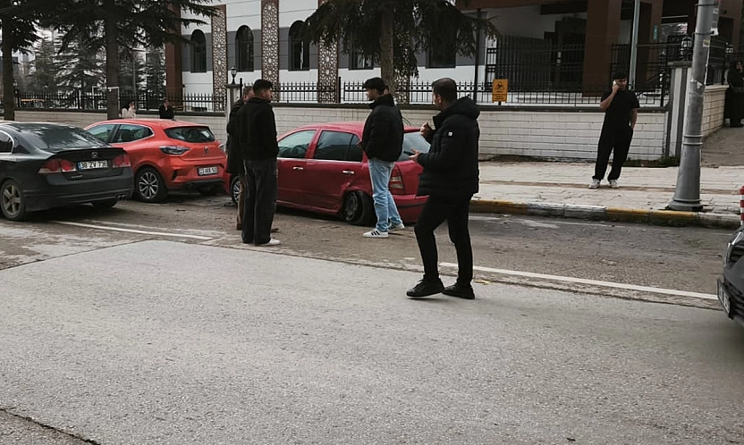 Elazığ'da maddi hasarlı trafik kazası