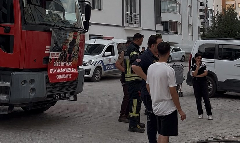 Elazığ'da mutfakta çıkan yangın paniğe neden oldu!