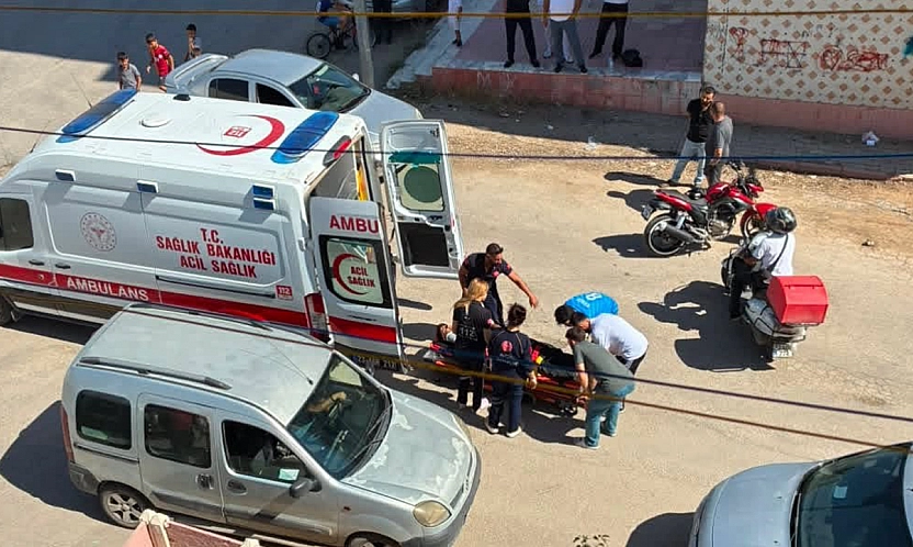 Elazığ'da otomobil ile motosiklet çarpıştı
