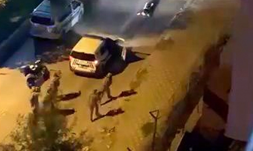 Elazığ'da Polis Özel Harekat'ı gören silahı bırakıp teslim oldu