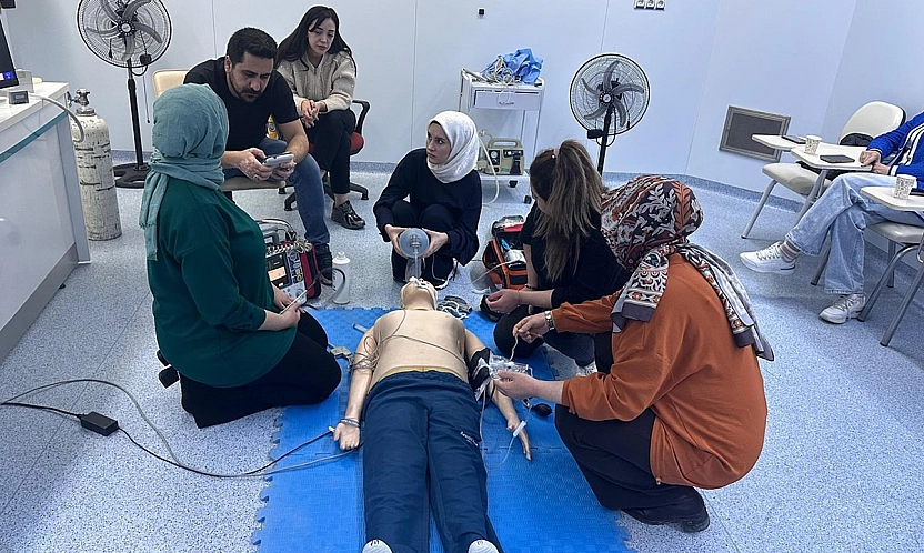 Elazığ'da sağlık personeline temel eğitim verildi