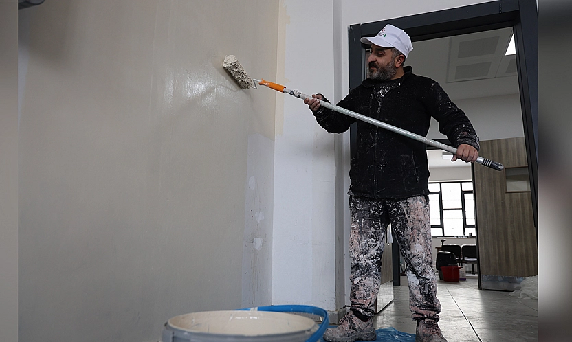 Elazığ'da şehit babası, oğlunun adını taşıyan liseye sahip çıktı