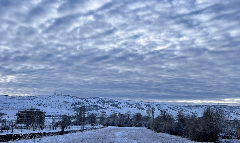 Elazığ'da sirrokümülüs bulutları görsel şölen sundu