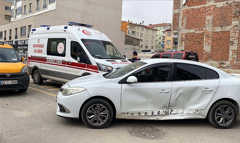 Elazığ'da trafik kazası: 1 yaralı