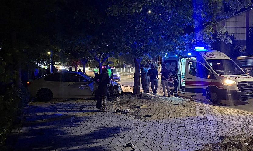 Elazığ'da yabancı uyruklu sürücü direksiyon hakimiyetini kaybetti: 1 yaralı