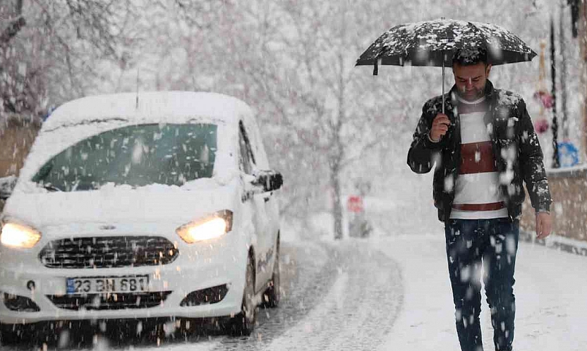 Elazığ'da yoğun kar yağışı alarmı