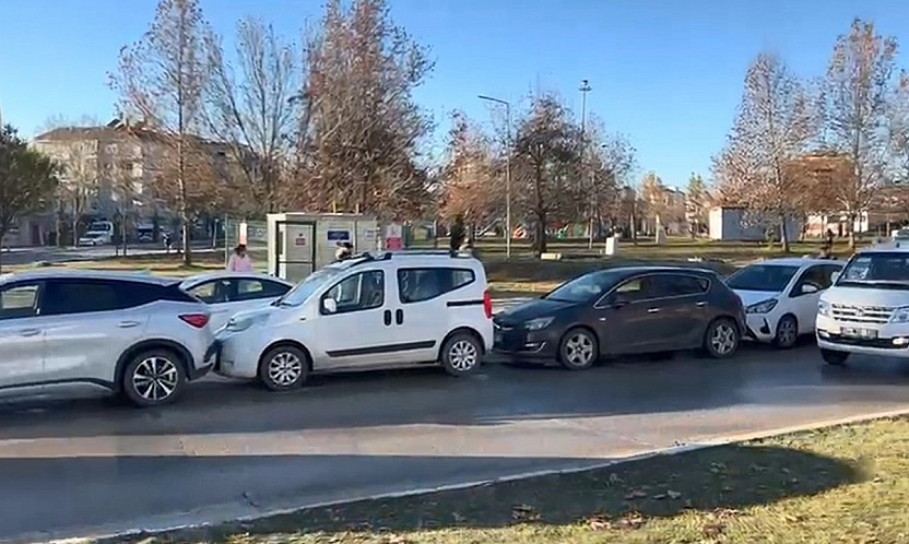 Elazığ'da zincirleme kaza: 6 Araç birbirine girdi