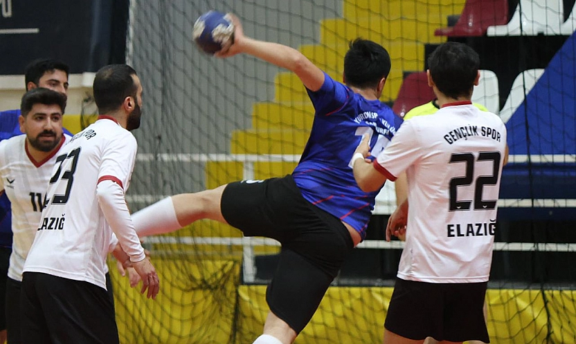Elazığ GSK Hentbol Takımı'ndan 7'de 7 ve Playoff başarısı