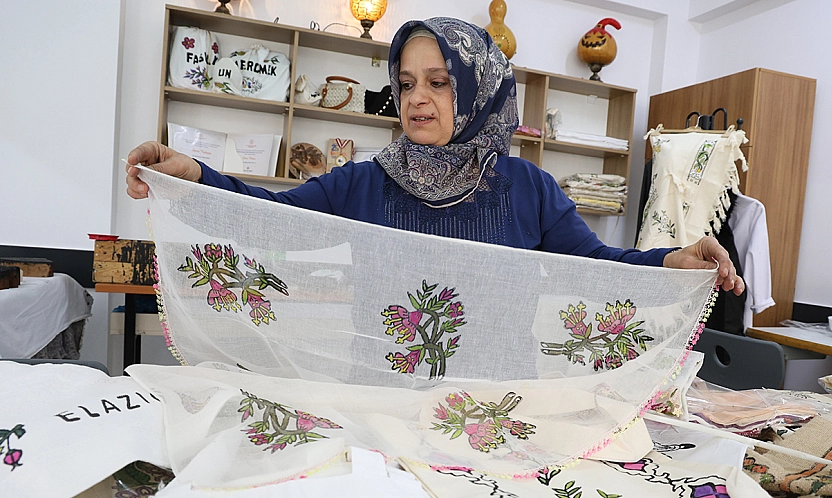 Elazığ'ın asırlık sanatı Çit baskıyı geleceğe taşıyor
