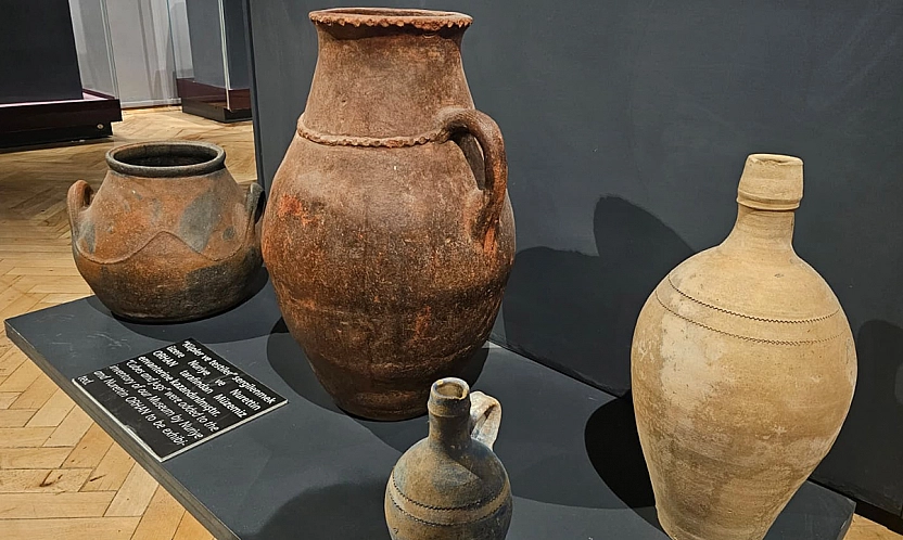 Elazığ Kent Müzesinde asırlık küpler tarihe ışık tutuyor