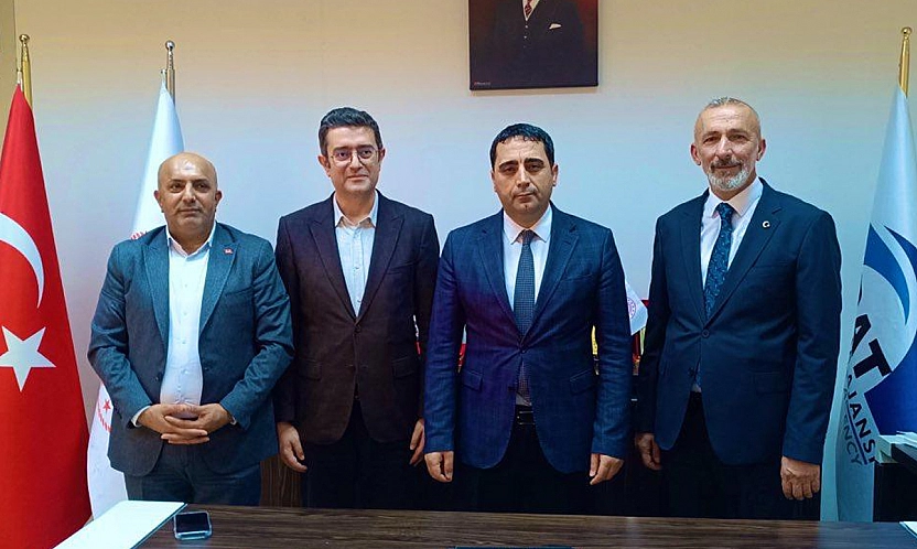 Elazığ Tuhafiyeciler ve Konfeksiyoncular Esnaf Odası'ndan 'E-ticaret ve markalaşma' projesi