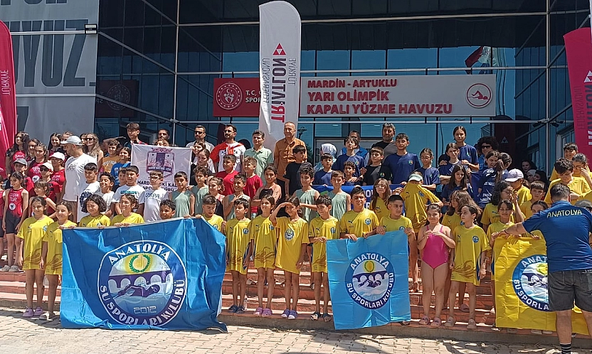Elazığlı Sporcular Bölgesel Triatlon Ligi'nde kürsüye çıktı