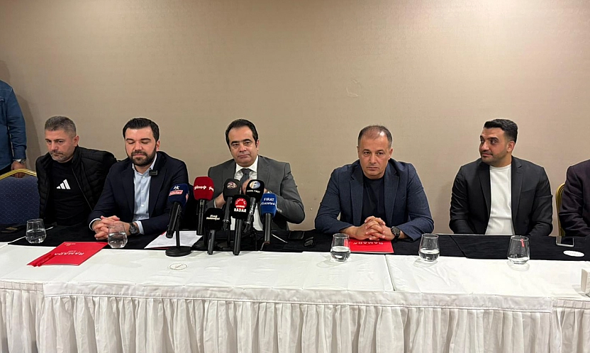 Elazığspor yönetimi basın mensuplarıyla kahvaltıda buluştu