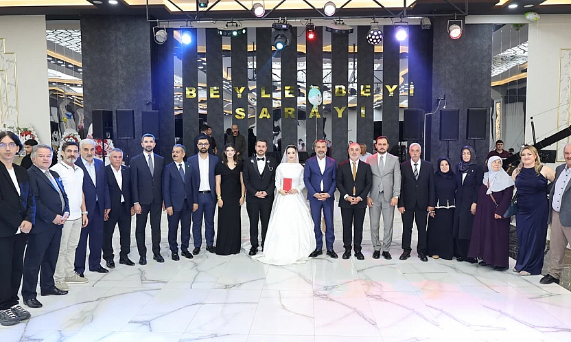 Ergen ve Kayalı ailelerinin mutlu günü