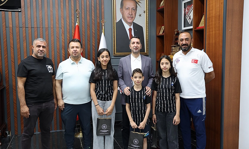 Eskrim İl Temsilciliğinden İl Müdürü Abdulsamet Eren'e teşekkür ziyareti
