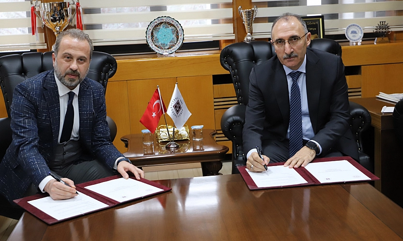 Fırat Üniversitesi ile Milli Eğitim Müdürlüğü arasında 'Eğitimde İşbirliği' protokolü imzalandı