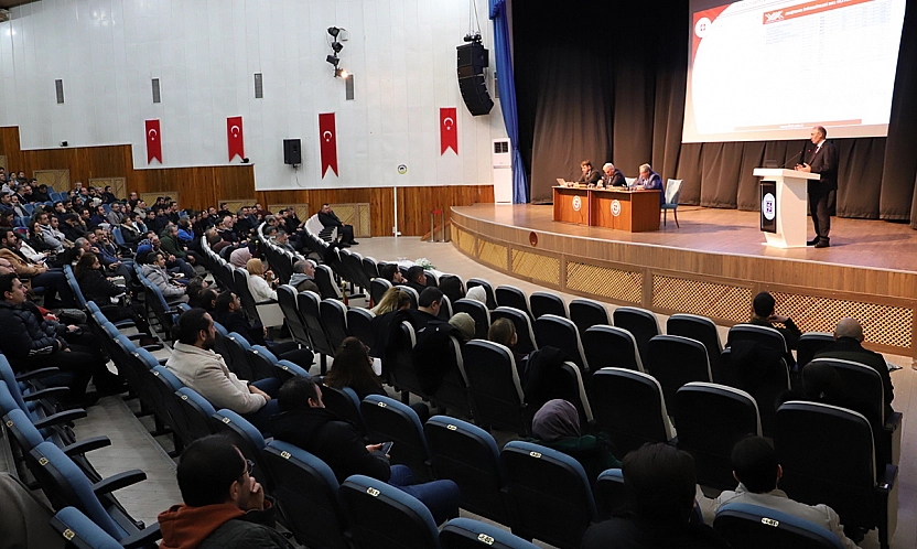 Fırat Üniversitesi Rektörü Göktaş, akademik kadroyla değerlendirme toplantısı yaptı