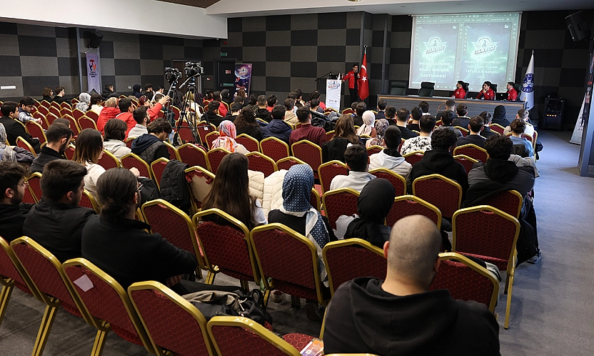 Fırat Üniversitesi Teknofest Kulübü'nden yoğun katılımlı 'Proje Yazma Eğitimi'