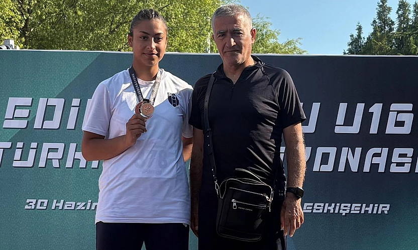 Gülnaz Çetin'den bir Türkiye şampiyonluğu daha