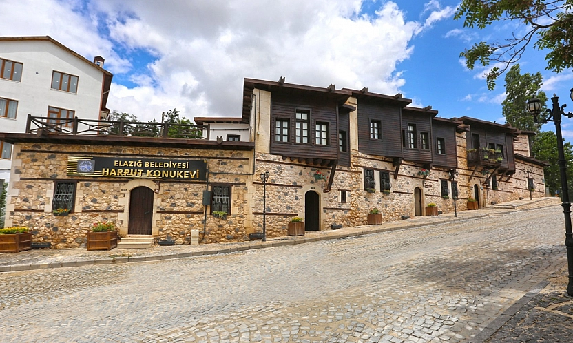 Harput konukevi, geçmişin izlerini bugün de yaşama imkanı sunuyor
