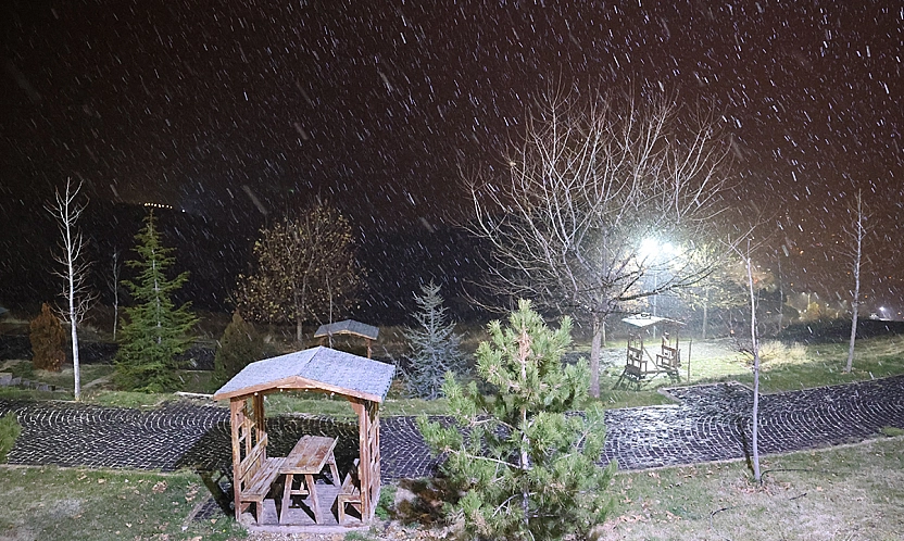 Harput'ta kar yağışı başladı