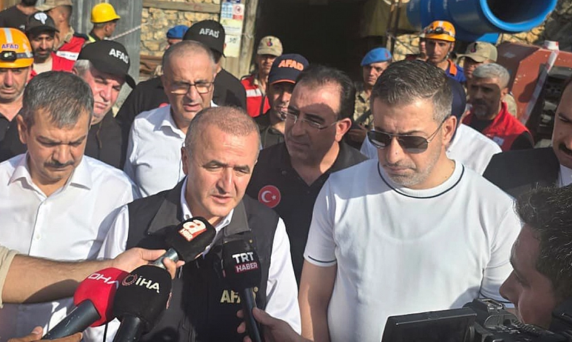 İnsani hassasiyetle birlikte siyasi sorumluluk