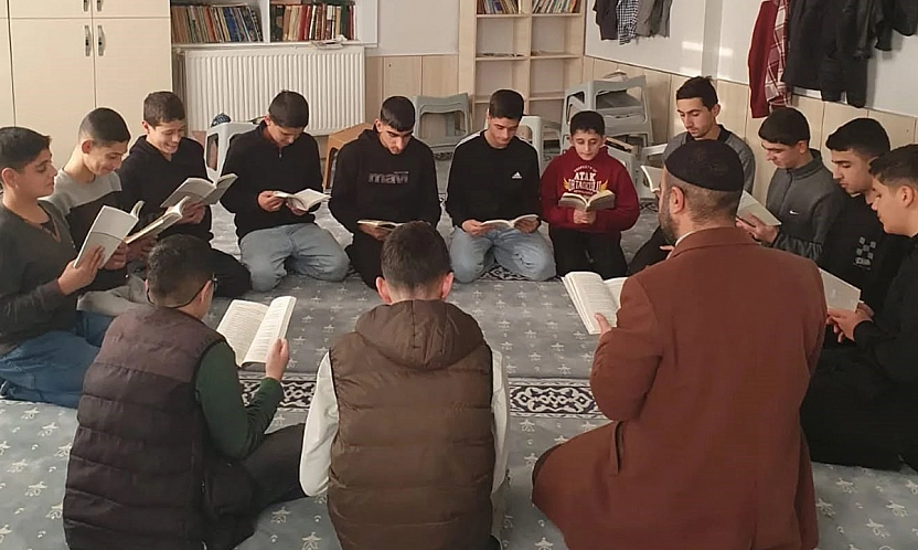 Karakoçan'da Kur'an kursu öğrencilerine ara dönem eğitimi